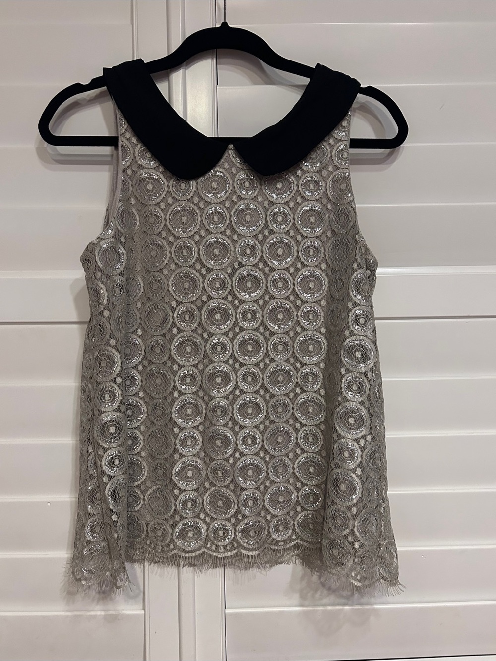 Liv Los Angeles Metallic Lace Sleeveless Top Peter Pan Collar Silver Black XS